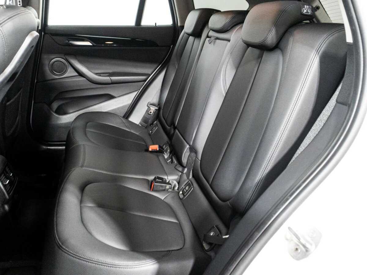 Б/У БМВ Икс1 2017 года. Фото: #9