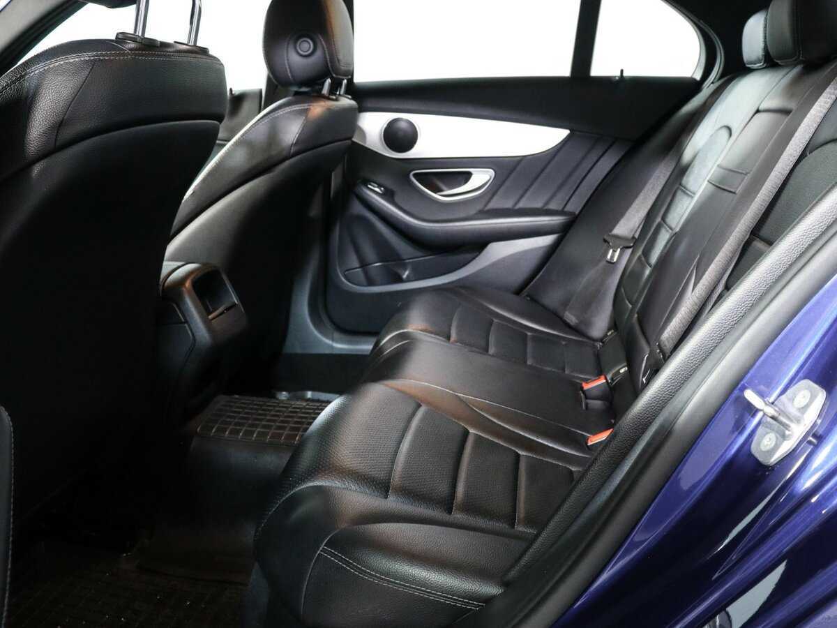 Б/У Мерседес-Бенц Ц-Класс 2018 года. Фото: #9