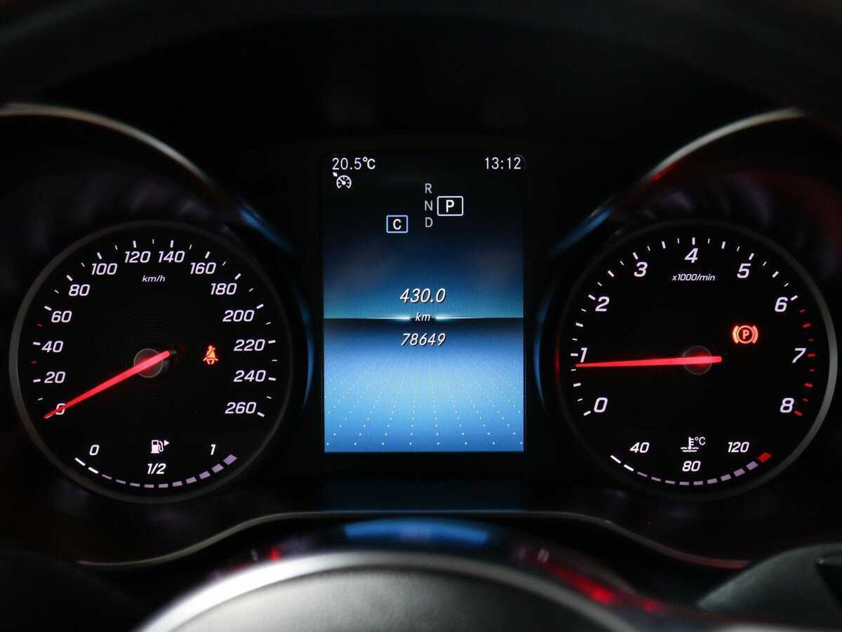 Б/У Мерседес-Бенц Ц-Класс 2018 года. Фото: #10