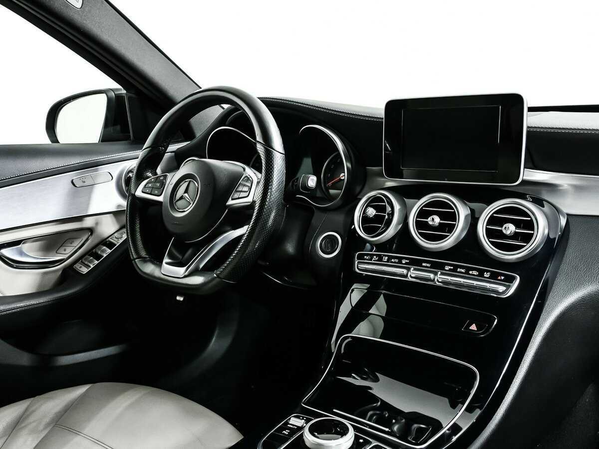 Б/У Мерседес-Бенц Ц-Класс 2014 года. Фото: #8