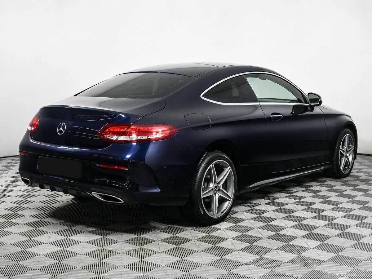 Б/У Мерседес-Бенц Ц-Класс 2018 года. Фото: #3