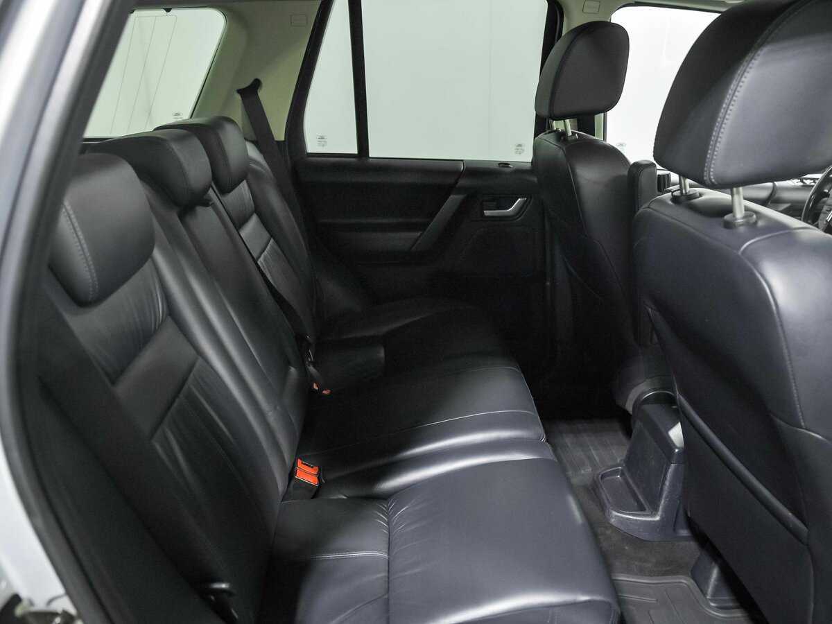 Б/У Лэнд Ровер Фрилендер 2014 года. Фото: #16