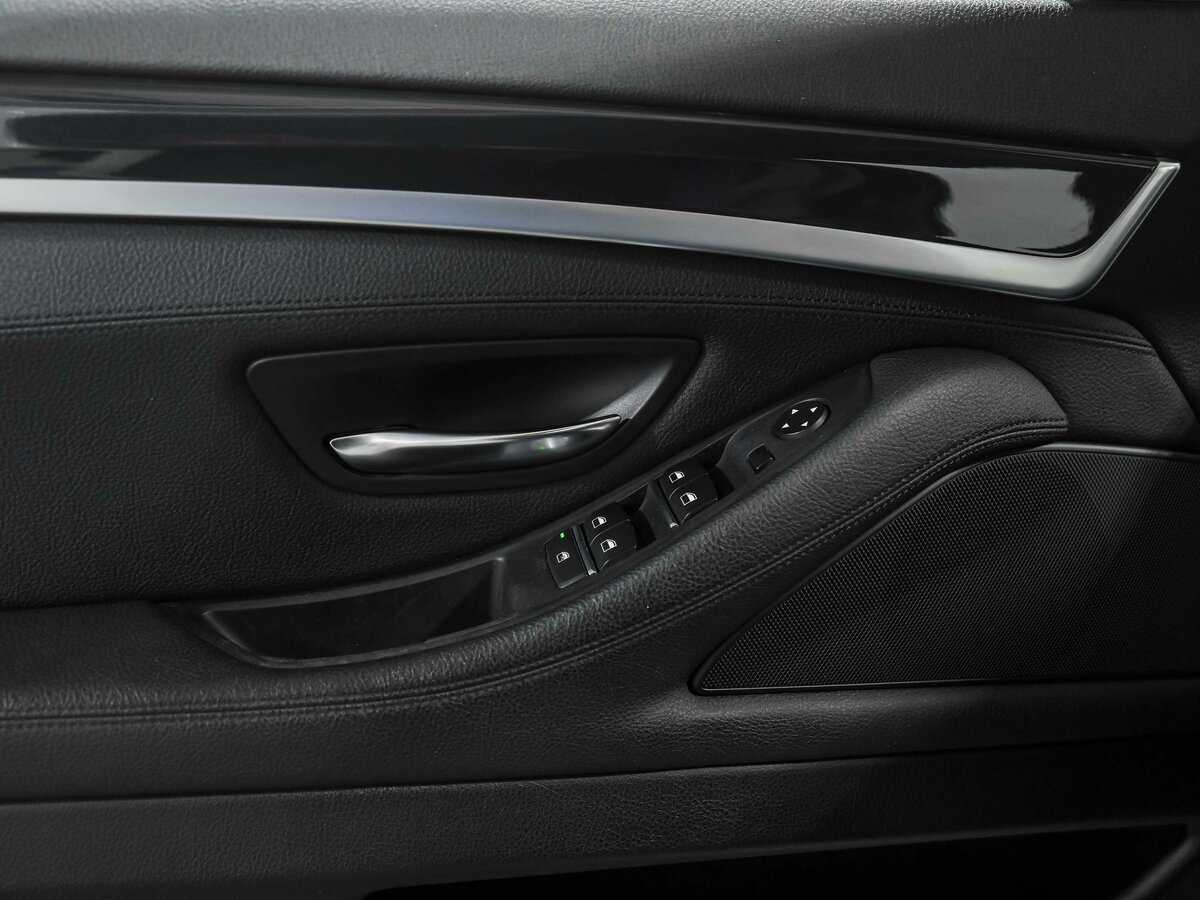 Б/У БМВ 5 серии 2013 года. Фото: #11