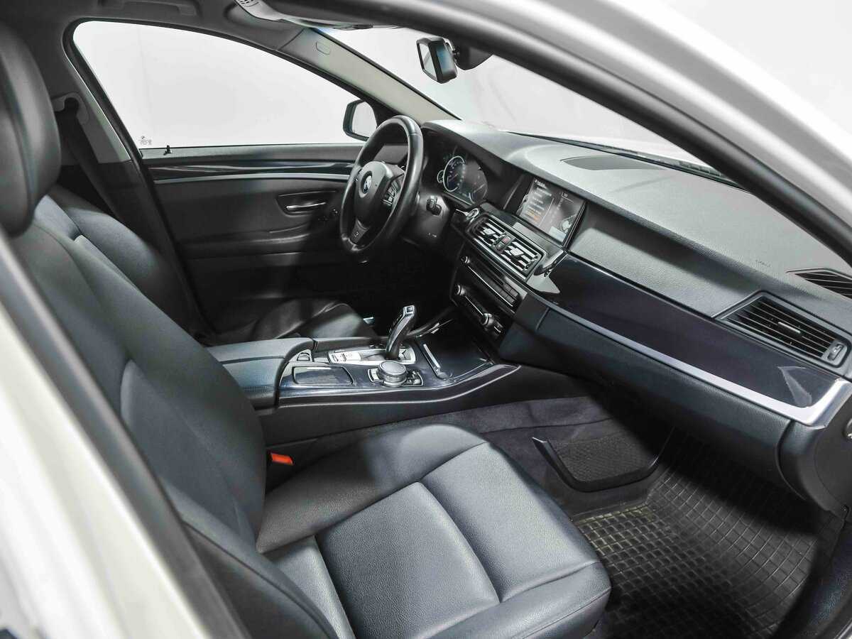 Б/У БМВ 5 серии 2013 года. Фото: #15