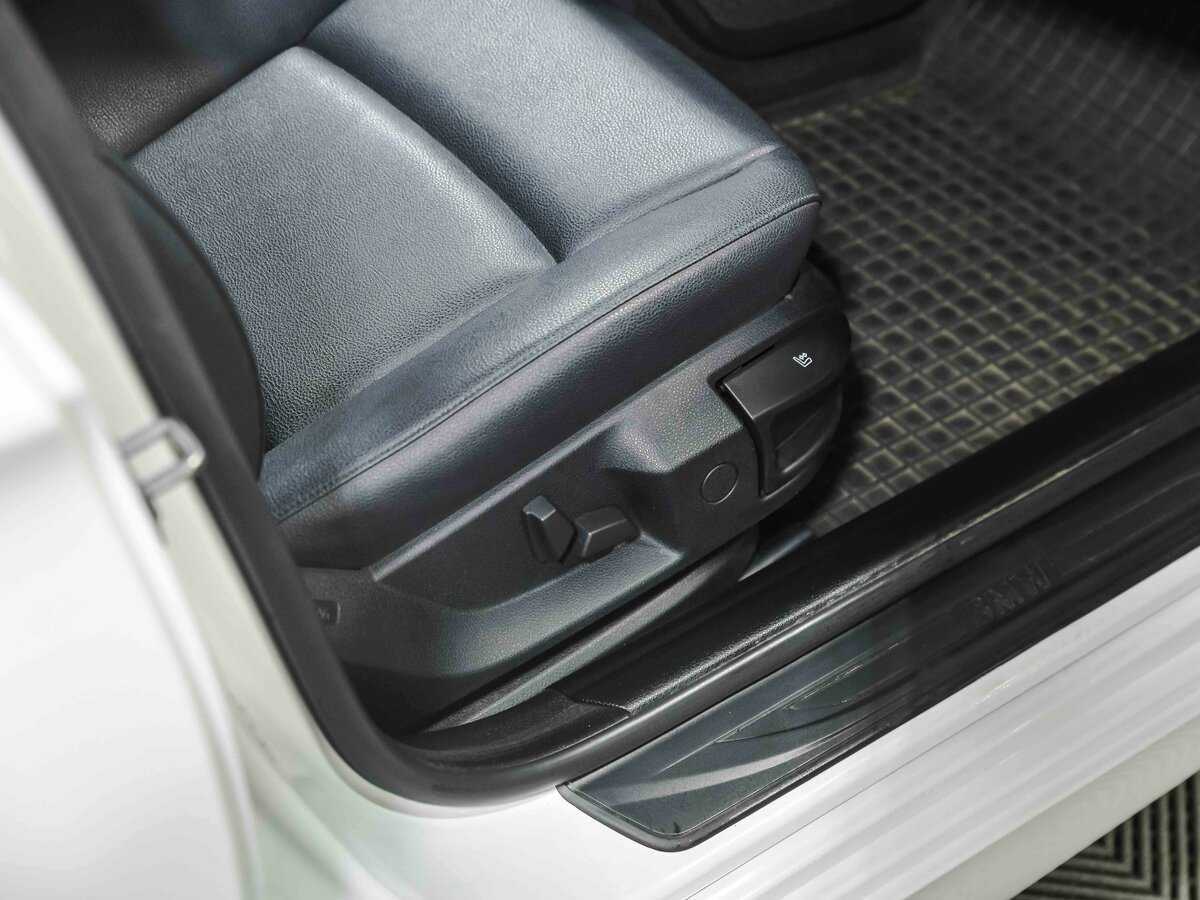 Б/У БМВ 5 серии 2013 года. Фото: #16