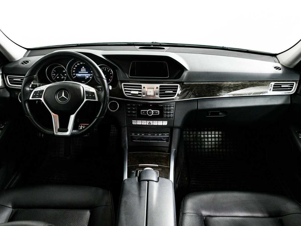 Б/У Мерседес-Бенц Е-Класс 2013 года. Фото: #8