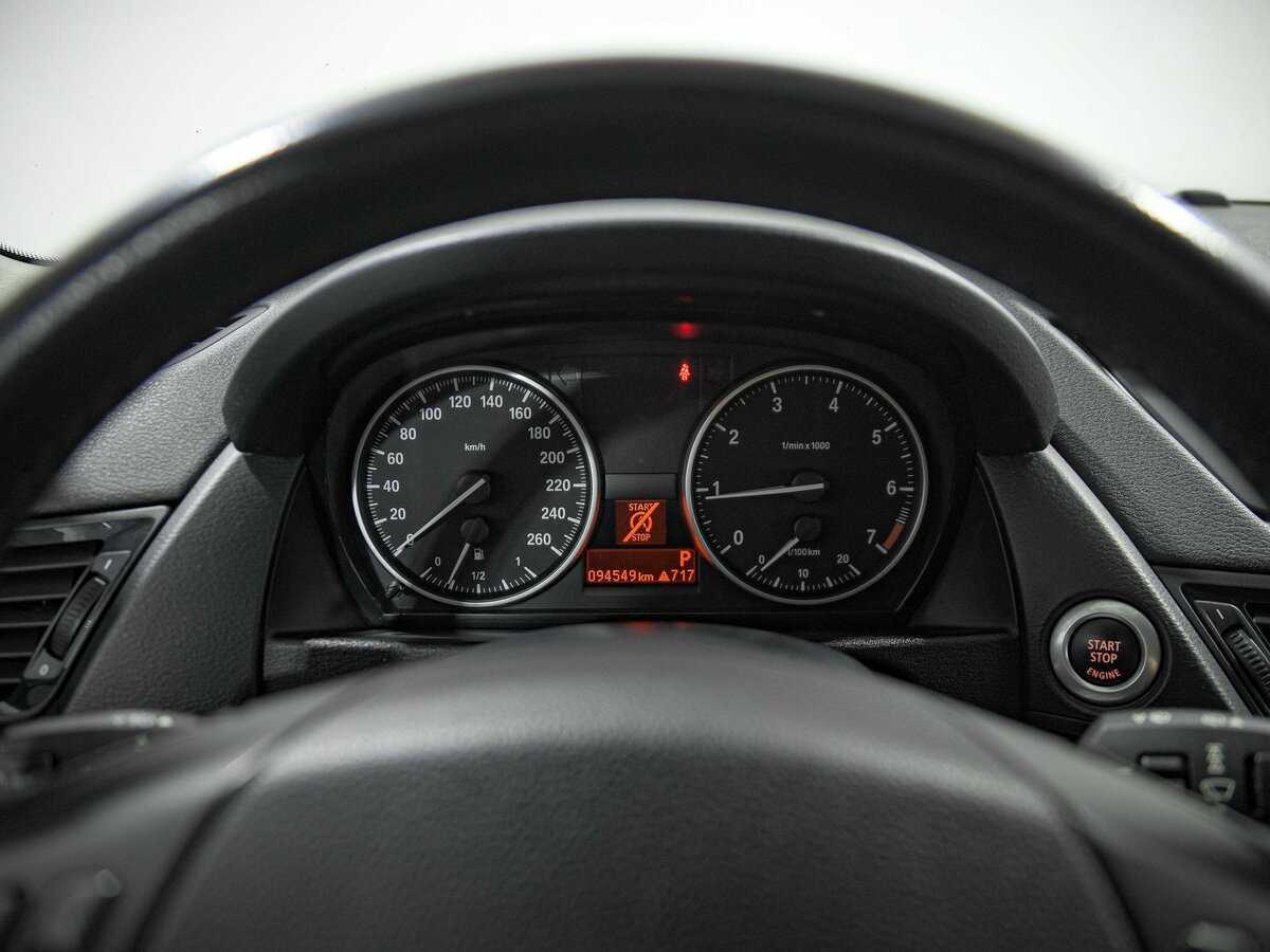 Б/У БМВ Икс1 2014 года. Фото: #6