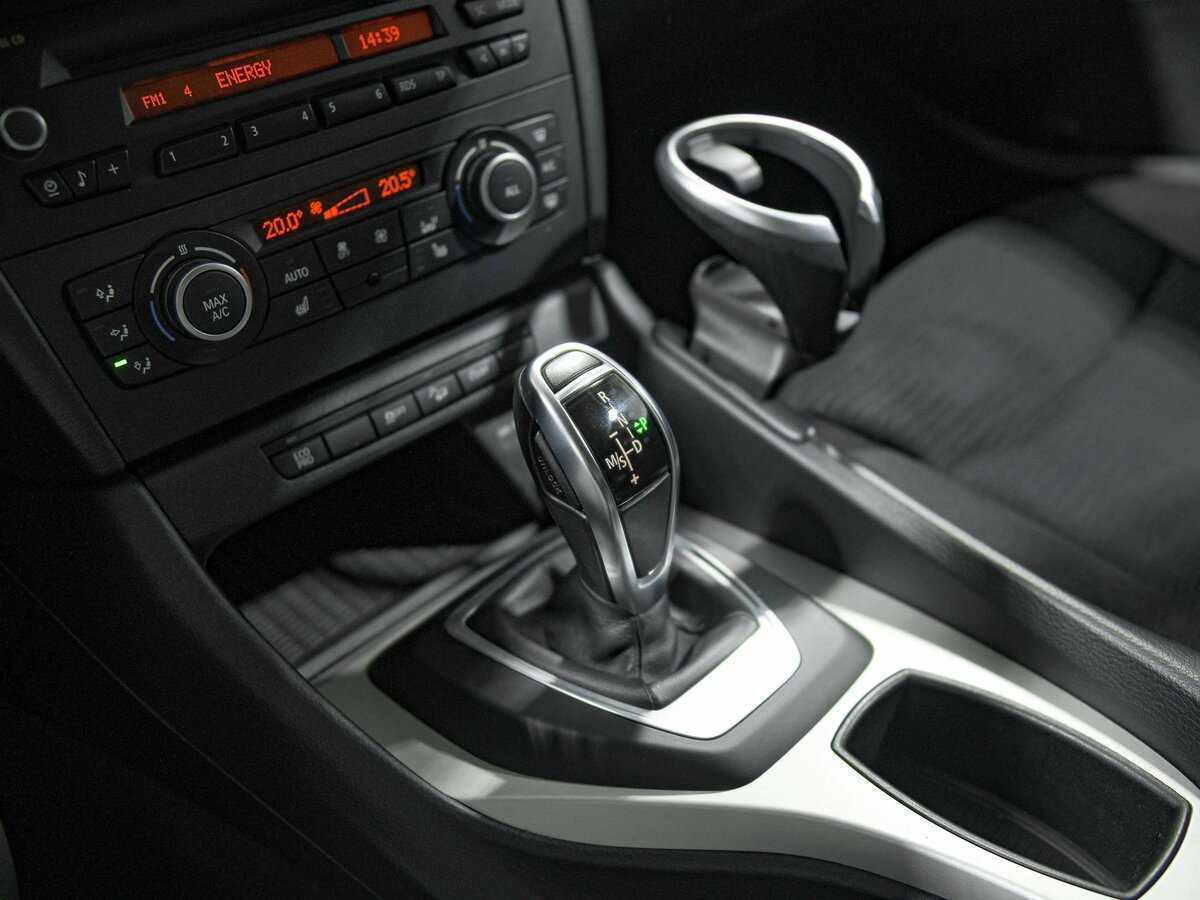 Б/У БМВ Икс1 2014 года. Фото: #9