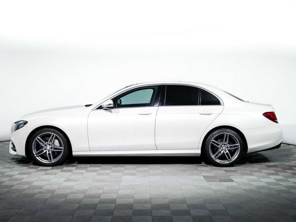 Б/У Мерседес-Бенц Е-Класс 2016 года. Фото: #4