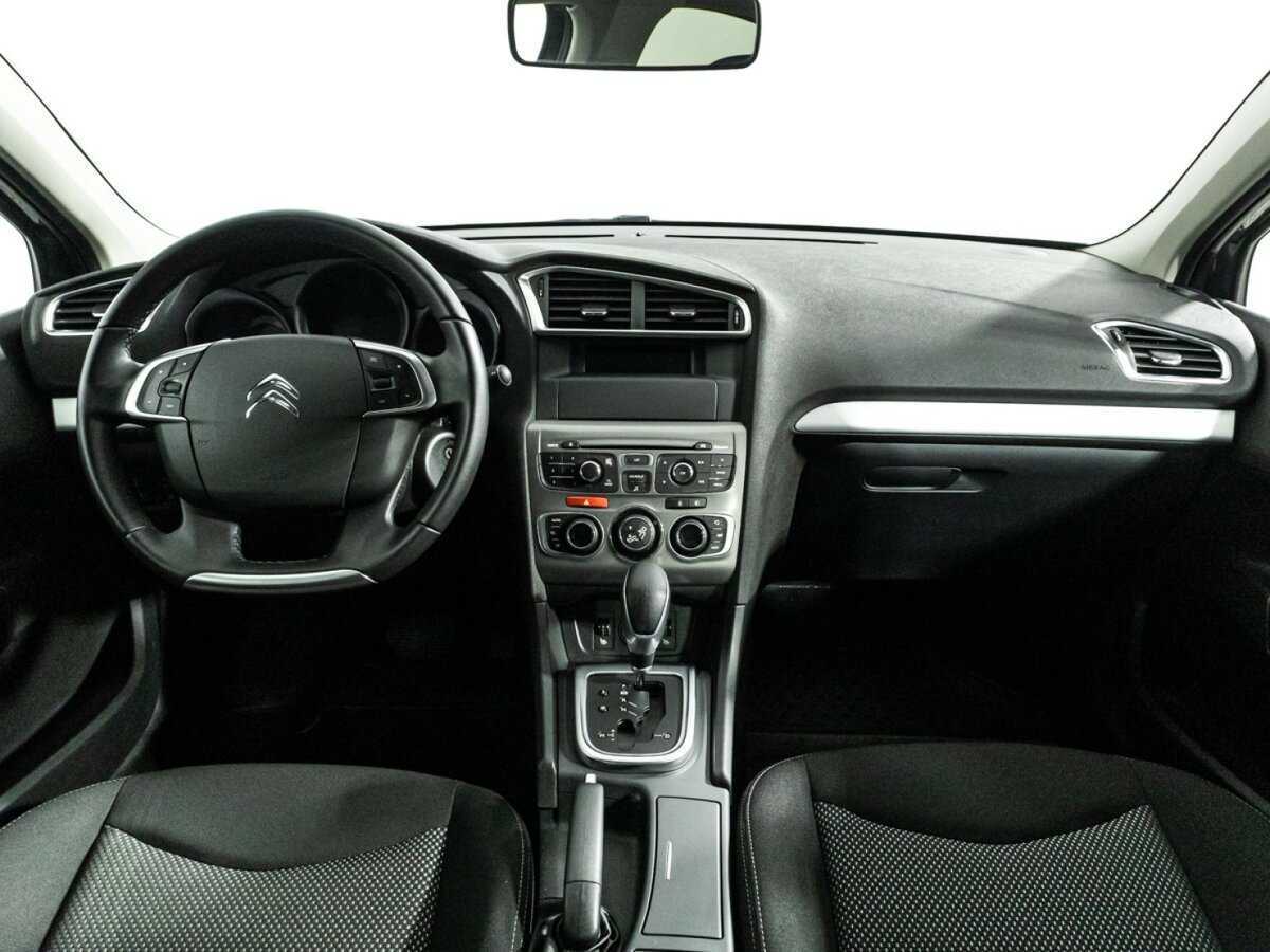 Б/У Ситроен Ц4 2016 года. Фото: #12