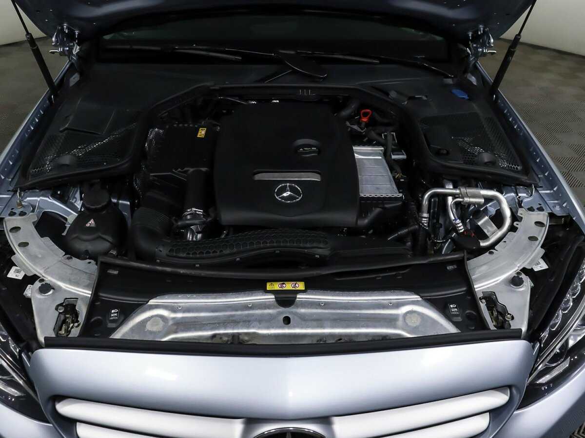 Б/У Мерседес-Бенц Ц-Класс 2017 года. Фото: #16