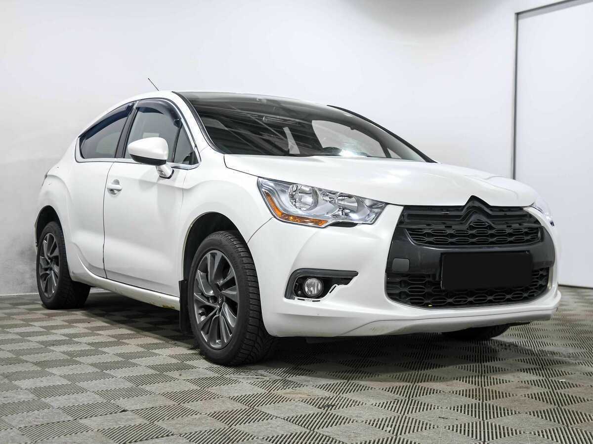 Б/У Ситроен ДС4 2012 года. Фото: #2