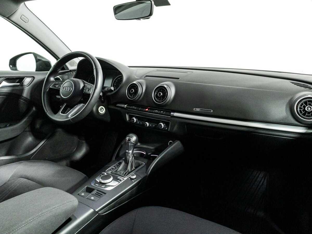 Б/У Ауди А3 2019 года. Фото: #8