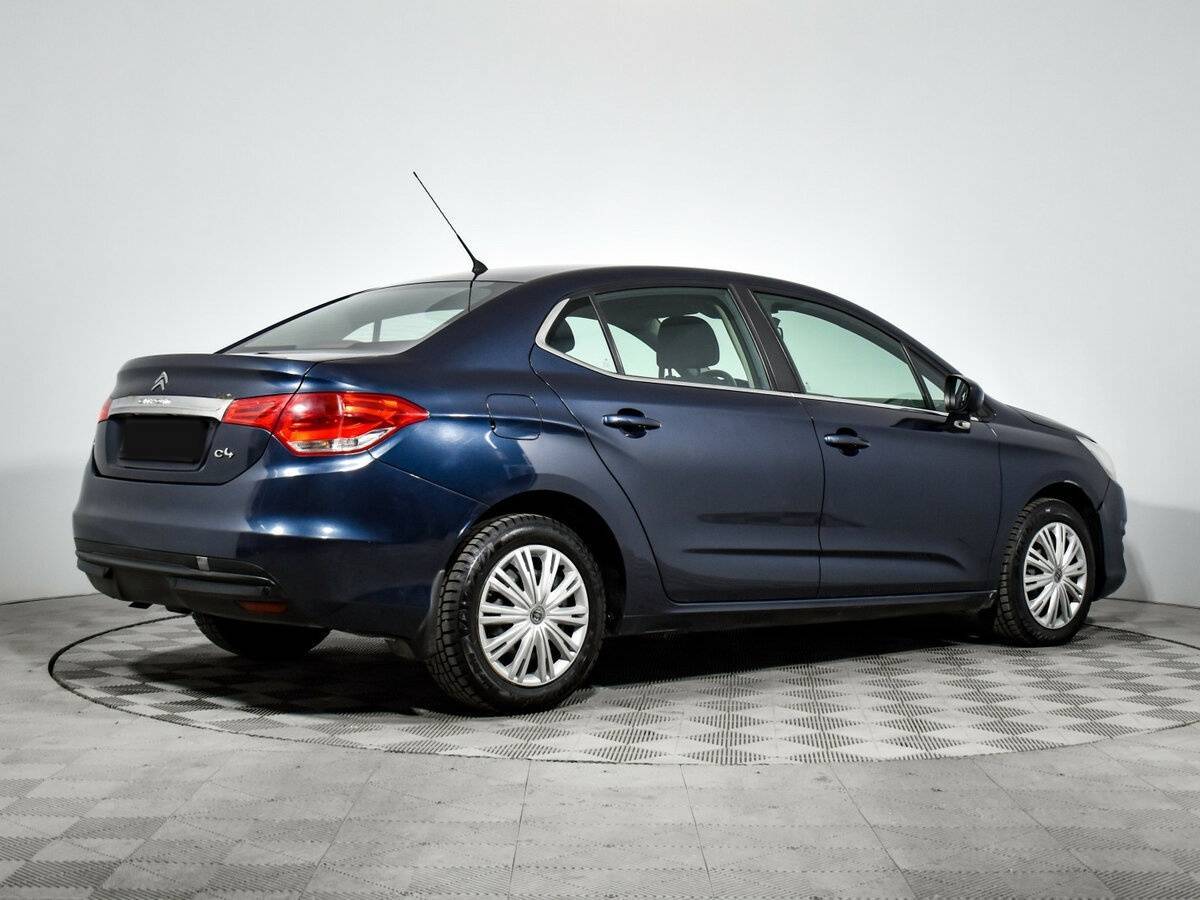 Б/У Ситроен Ц4 2013 года. Фото: #4