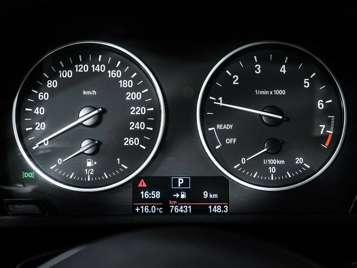 Б/У БМВ Икс1 2016 года. Фото: #9