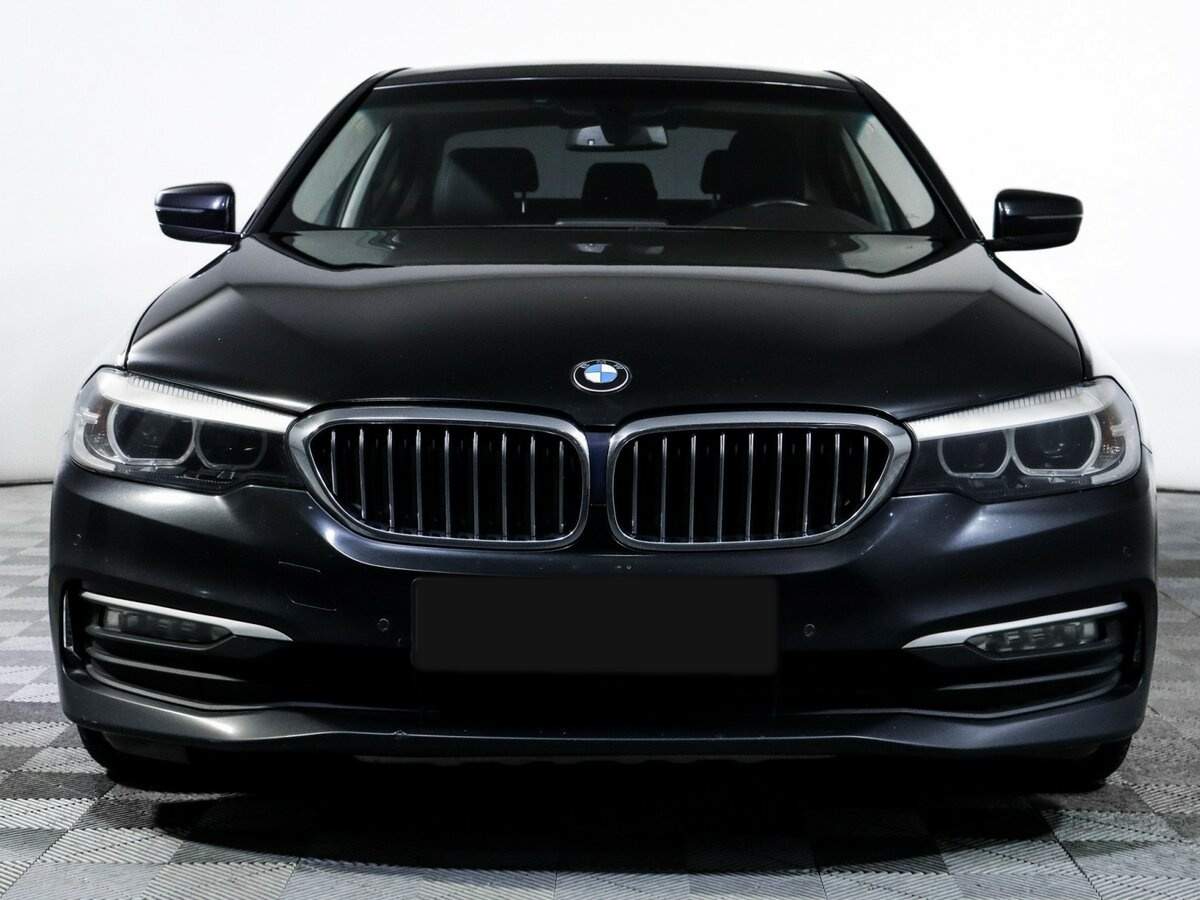 Б/У БМВ 5 серии 2018 года. Фото: #1