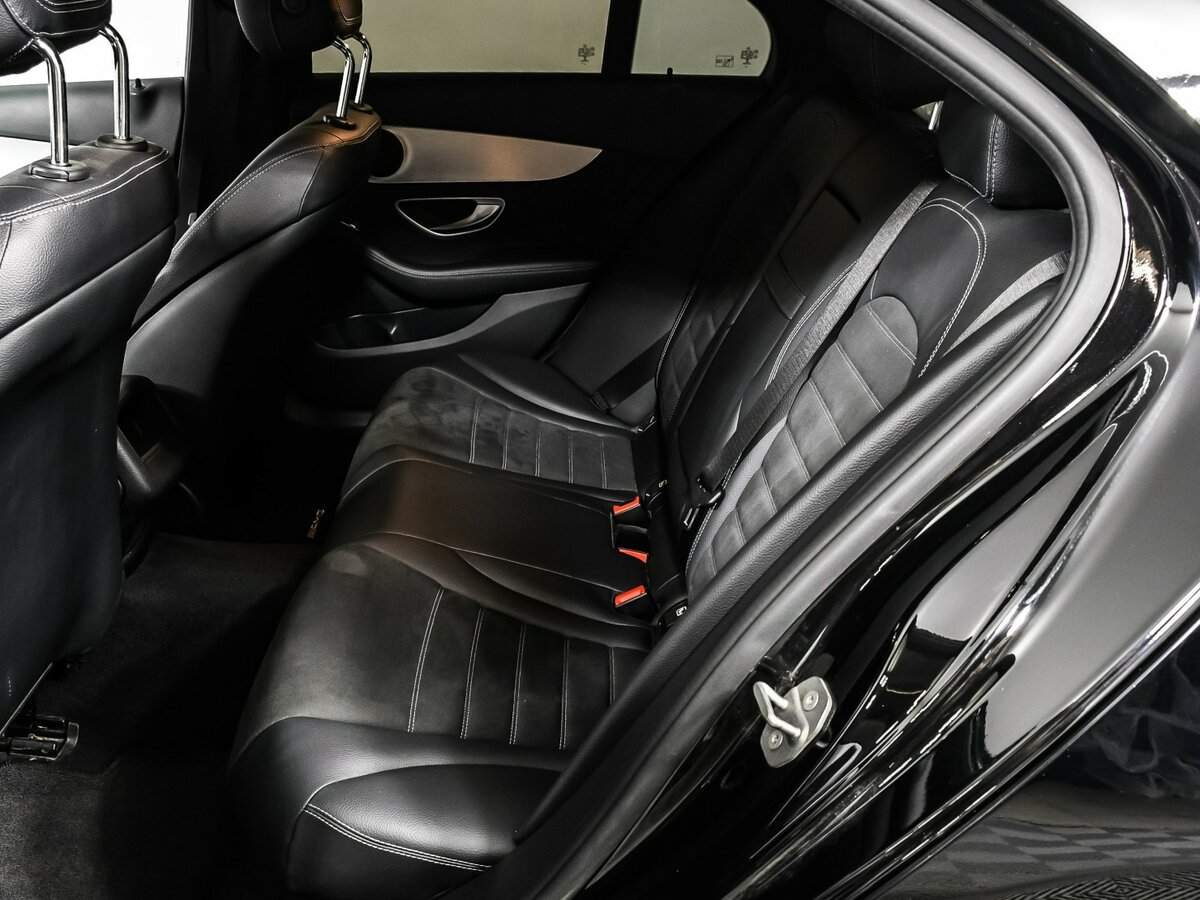 Б/У Мерседес-Бенц Ц-Класс 2019 года. Фото: #12