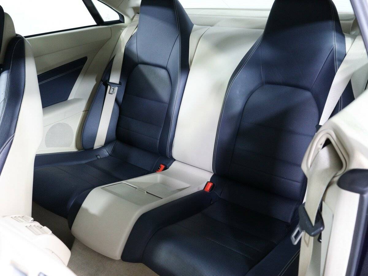 Б/У Мерседес-Бенц Е-Класс 2014 года. Фото: #5