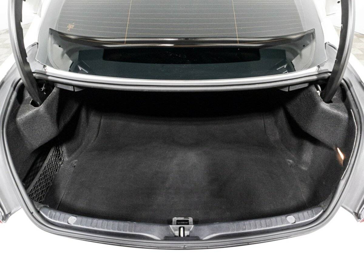 Б/У Мерседес-Бенц Ц-Класс 2016 года. Фото: #14