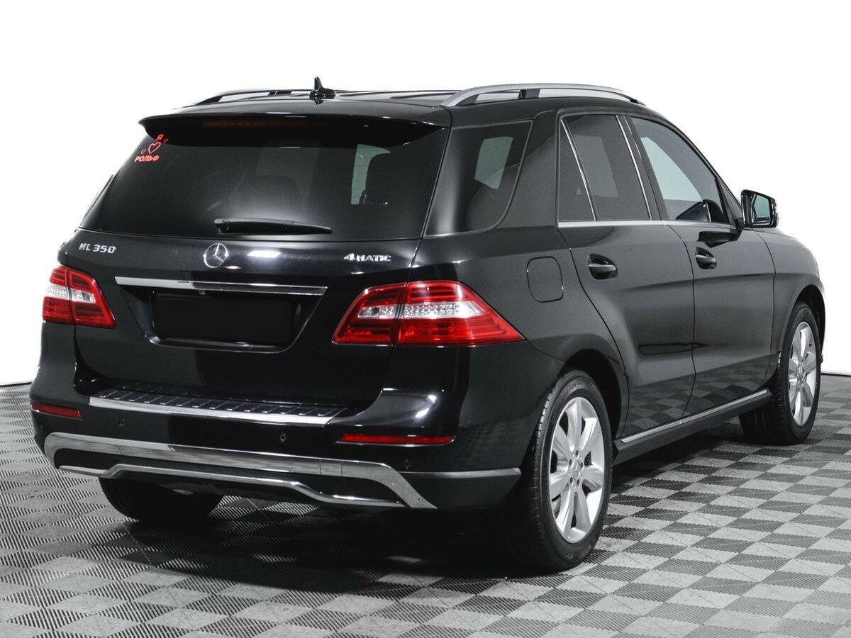 Б/У Мерседес-Бенц М-Класс 2013 года. Фото: #4