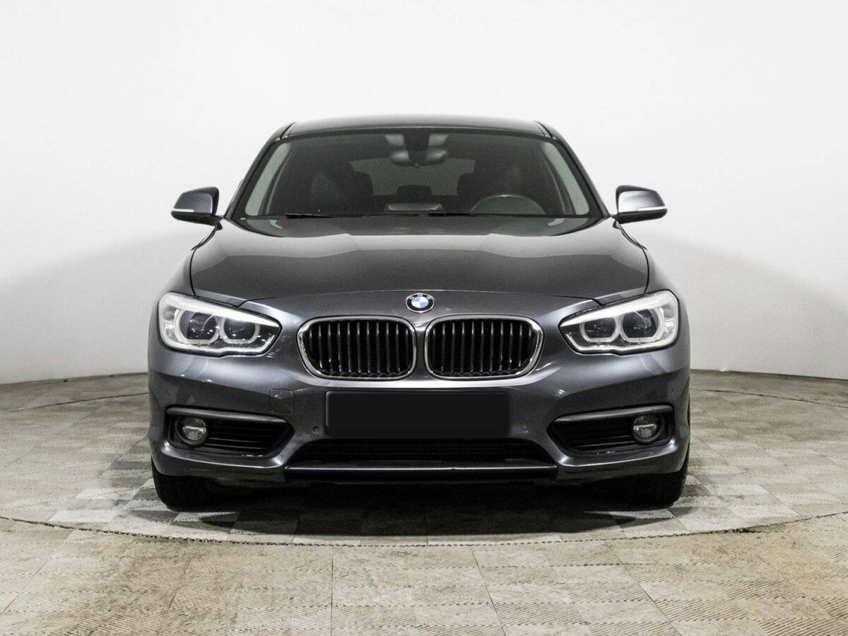 Б/У БМВ 1 серии 2017 года. Фото: #1