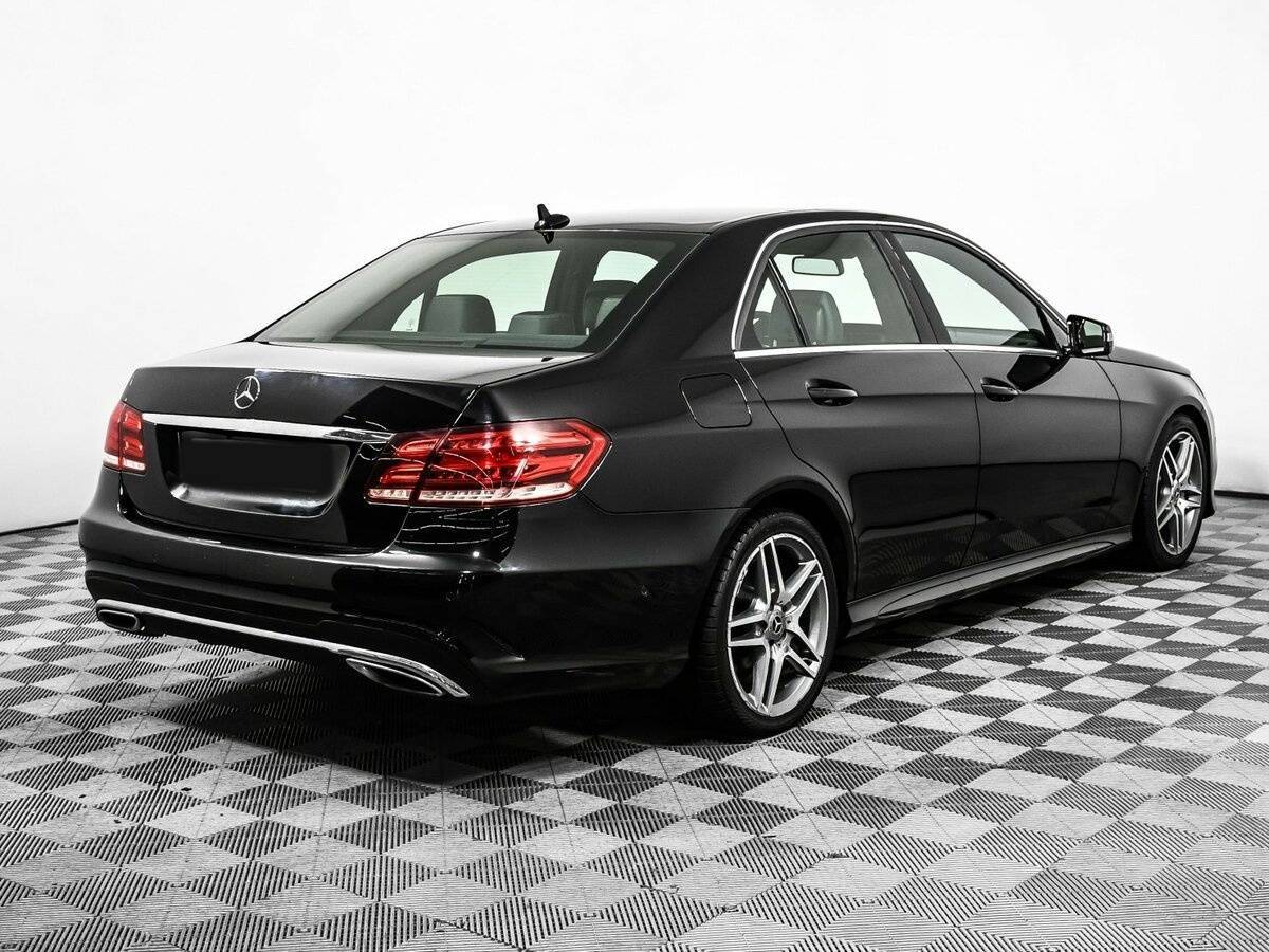 Б/У Мерседес-Бенц Е-Класс 2014 года. Фото: #4