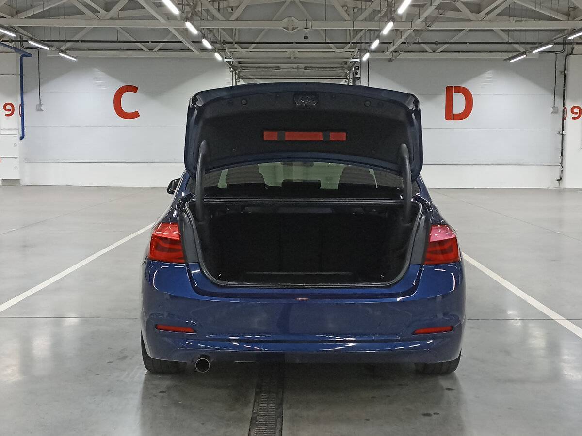 Б/У БМВ 3 серии 2016 года. Фото: #9