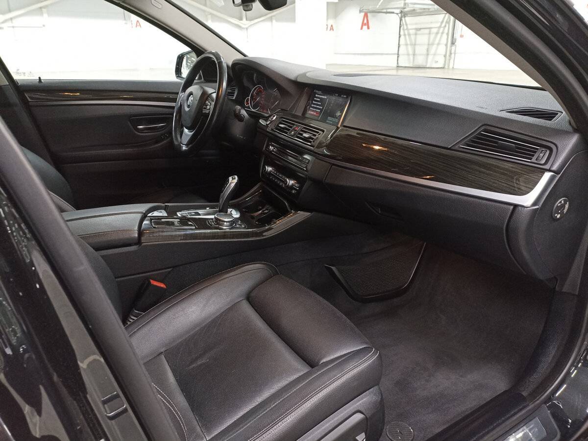 Б/У БМВ 5 серии 2016 года. Фото: #10