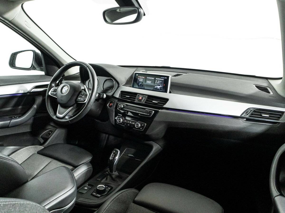 Б/У БМВ Икс1 2019 года. Фото: #8