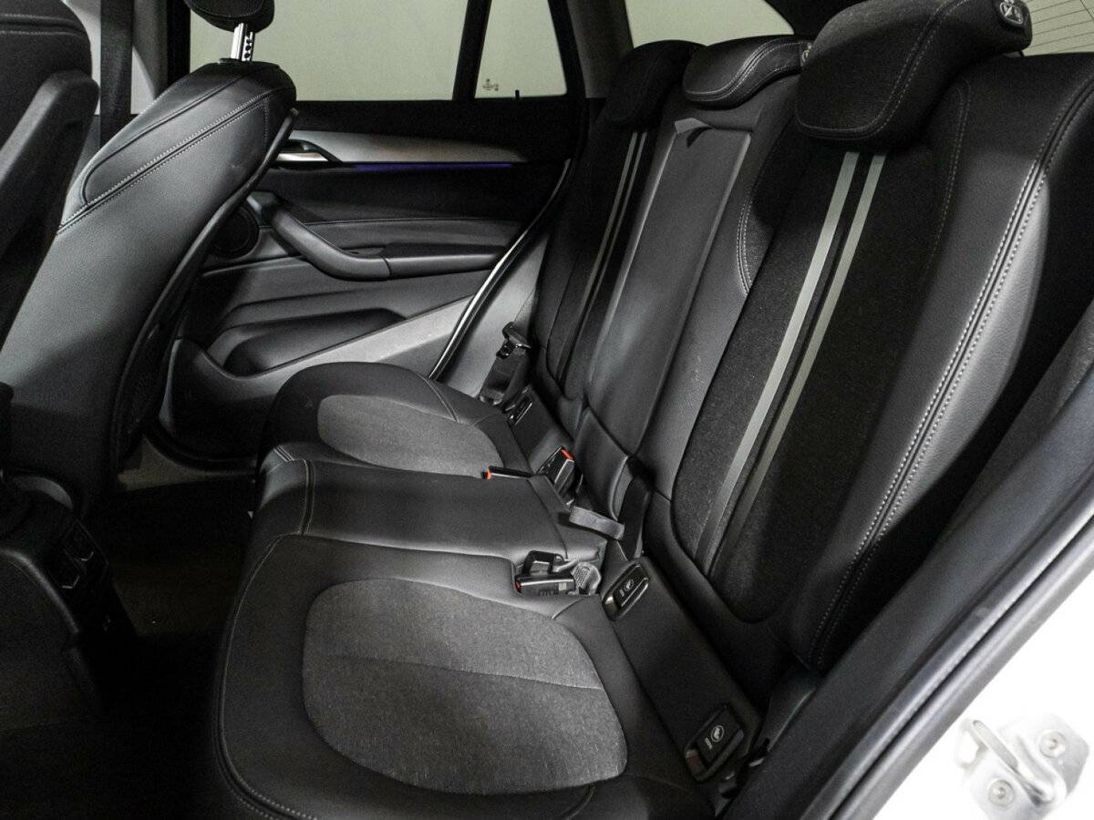 Б/У БМВ Икс1 2019 года. Фото: #9