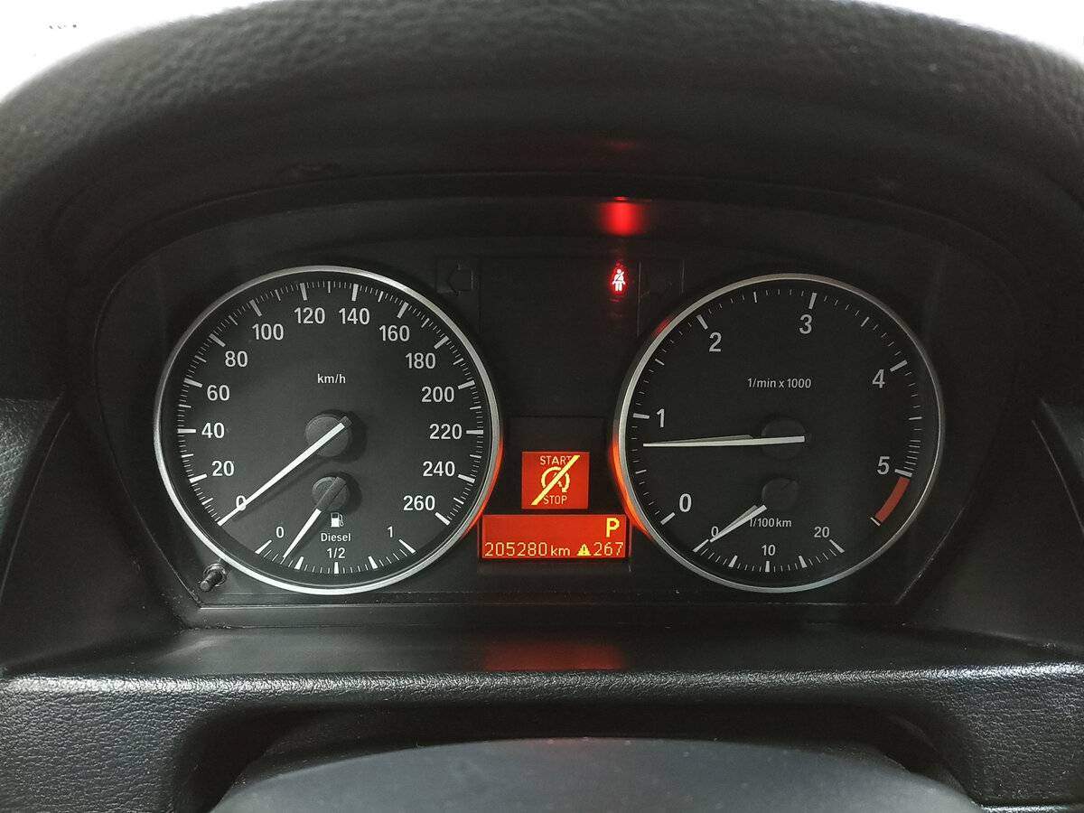 Б/У БМВ Икс1 2012 года. Фото: #12