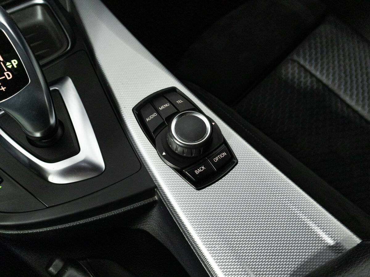 Б/У БМВ 3 серии 2014 года. Фото: #17