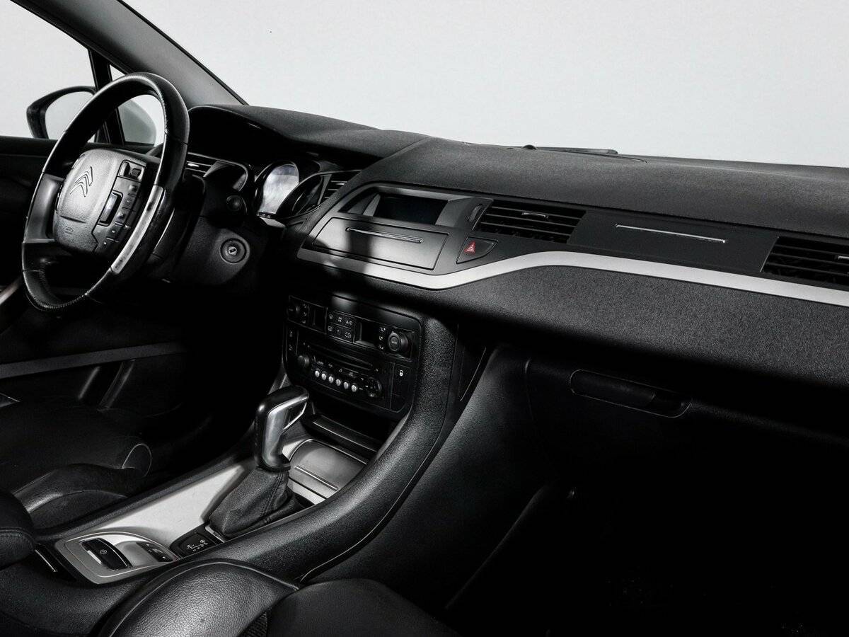 Б/У Ситроен Ц5 2014 года. Фото: #8