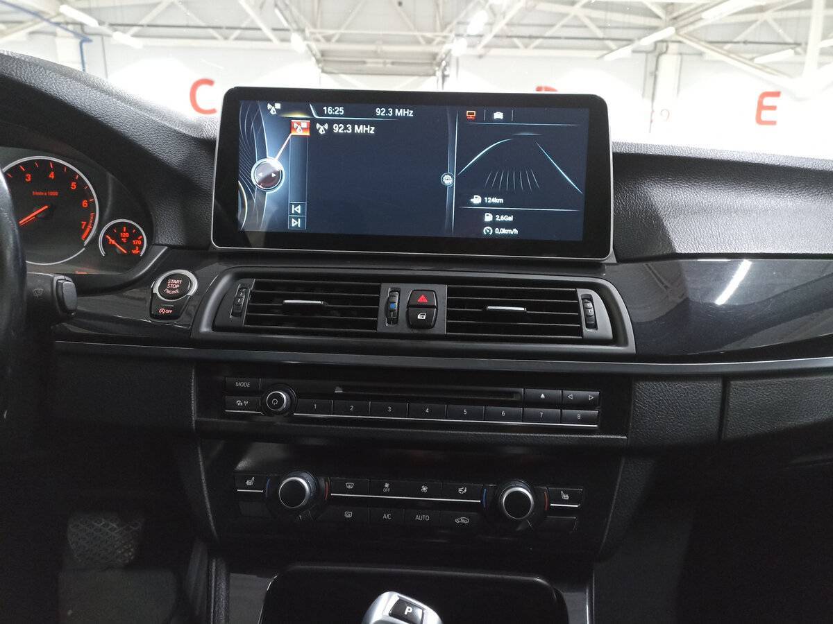 Б/У БМВ 5 серии 2015 года. Фото: #14