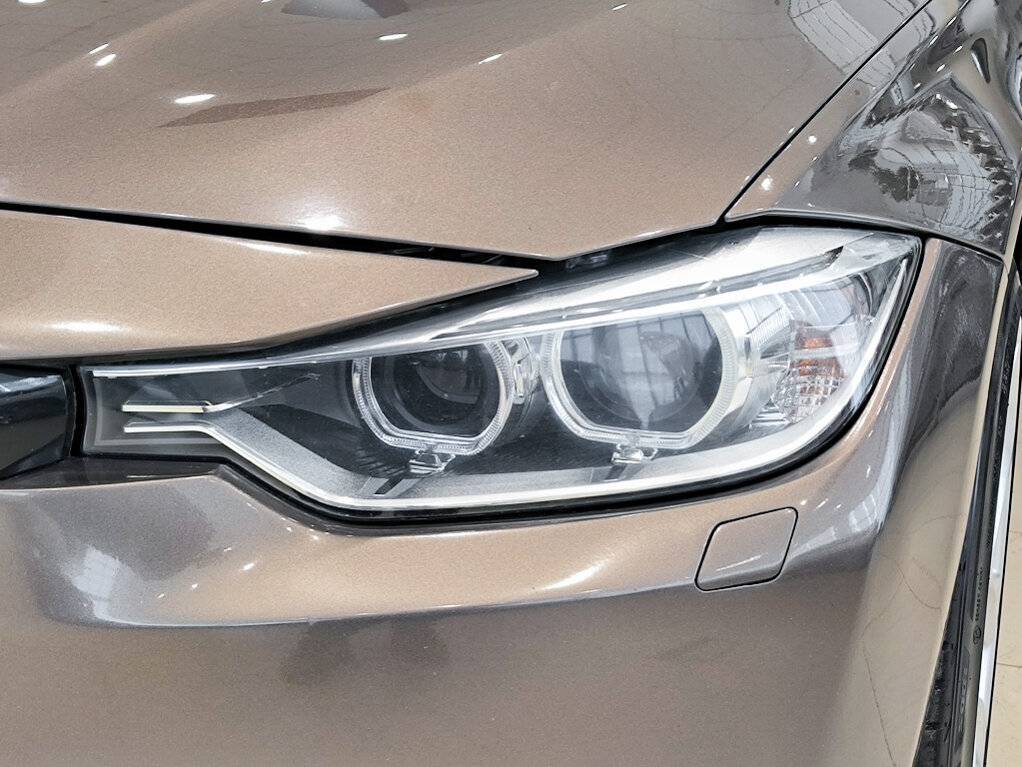 Б/У БМВ 3 серии 2013 года. Фото: #16