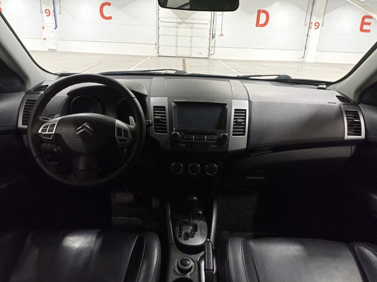 Б/У Ситроен Ц-Кроссер 2012 года. Фото: #13