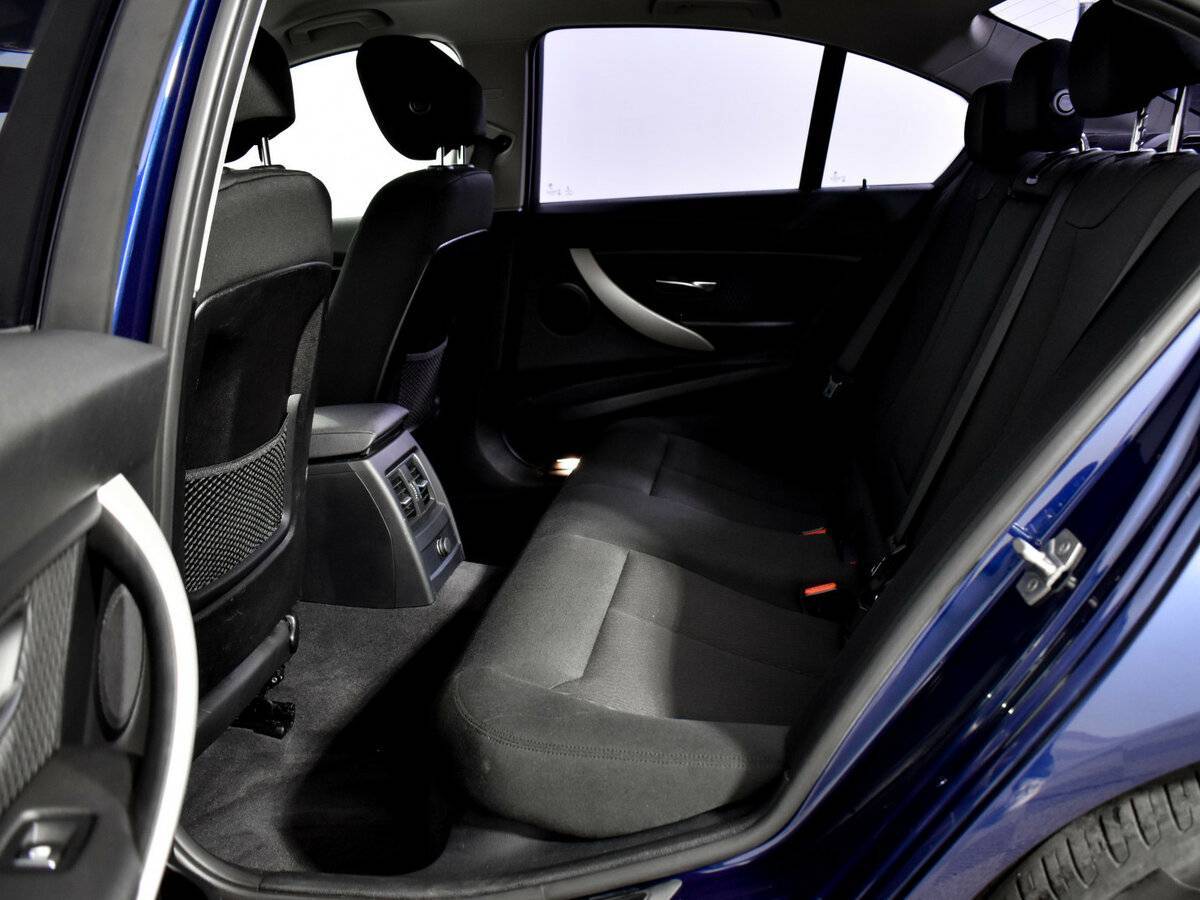 Б/У БМВ 3 серии 2015 года. Фото: #11