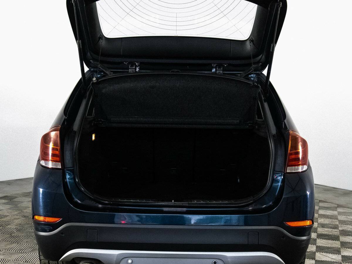 Б/У БМВ Икс1 2014 года. Фото: #19