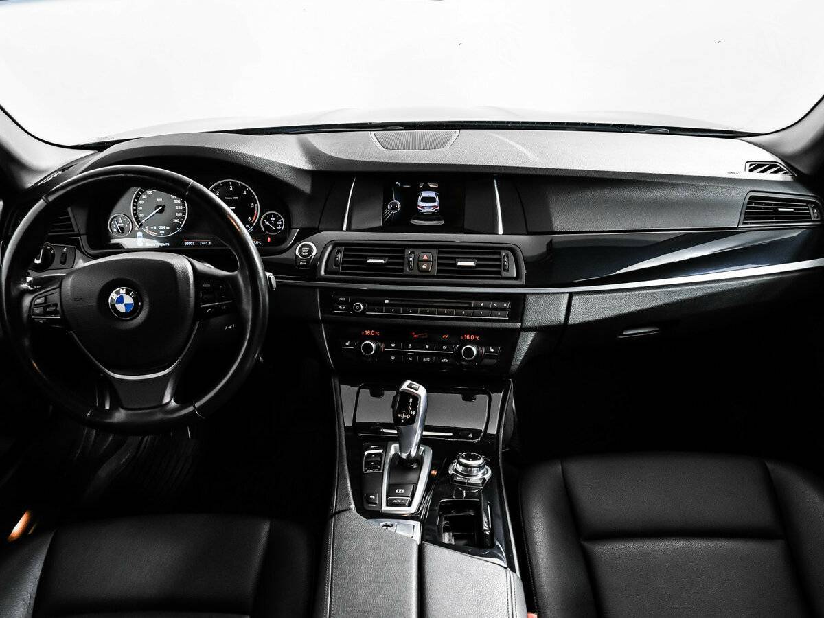 Б/У БМВ 5 серии 2016 года. Фото: #10