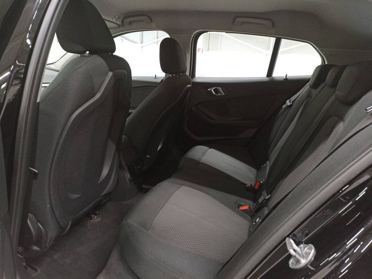 Б/У БМВ 1 серии 2019 года. Фото: #11