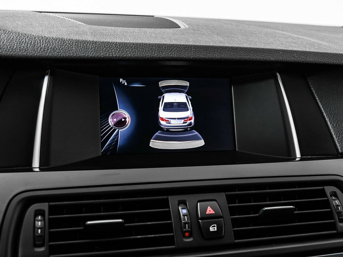 Б/У БМВ 5 серии 2015 года. Фото: #13