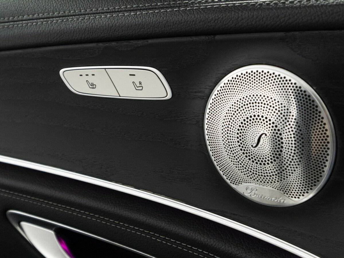 Б/У Мерседес-Бенц Е-Класс 2016 года. Фото: #23