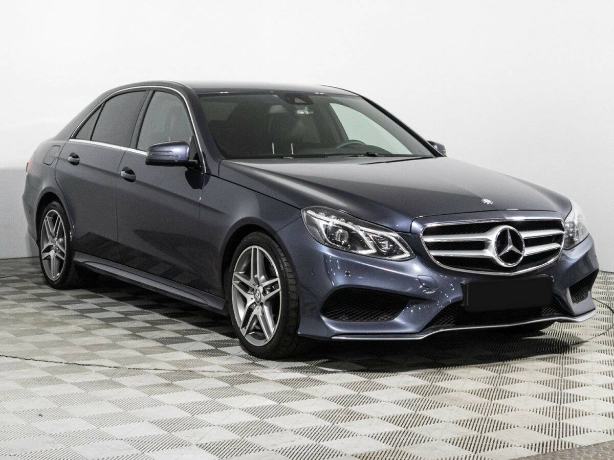 Б/У Мерседес-Бенц Е-Класс 2015 года. Фото: #2