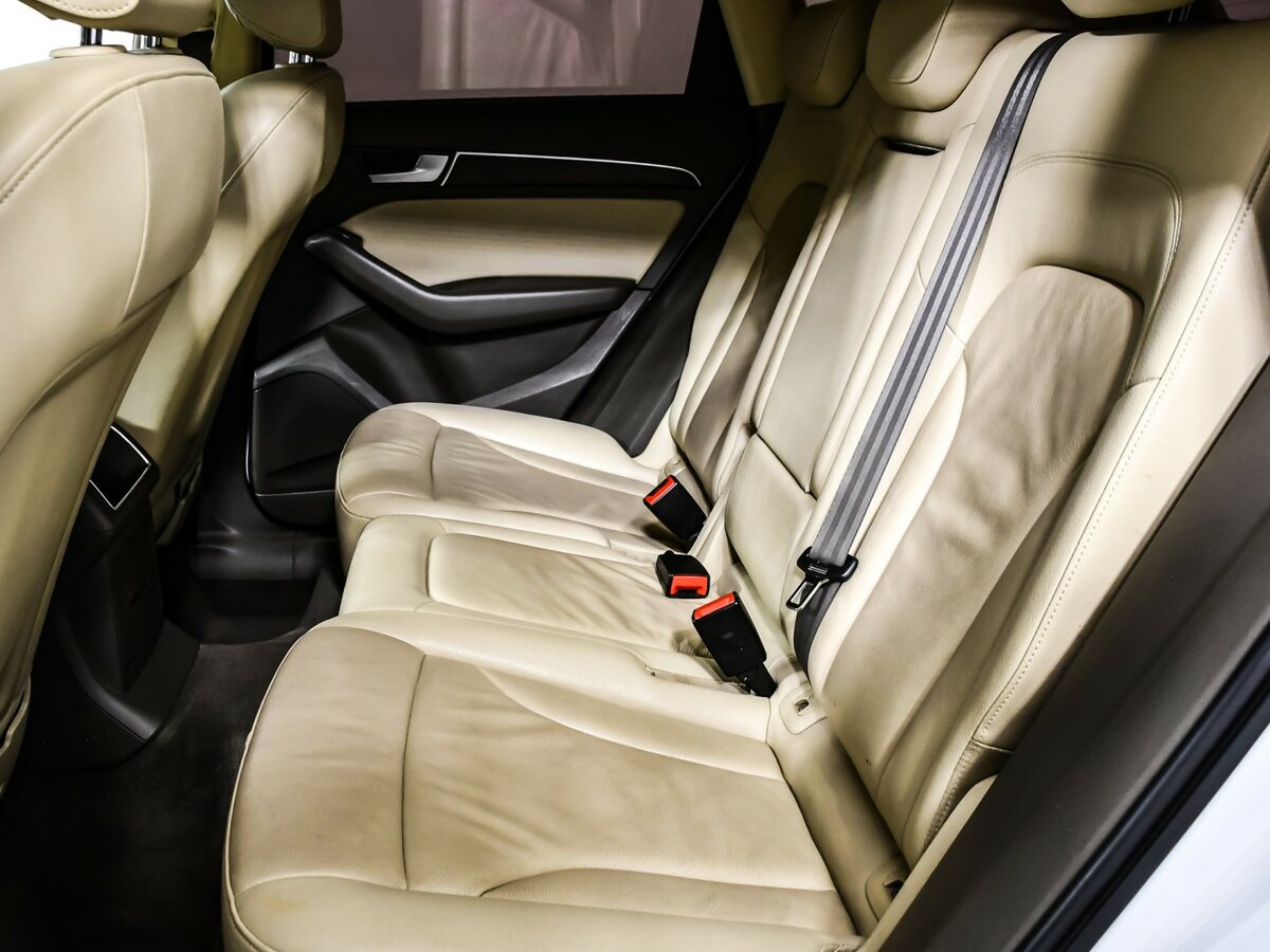 Б/У Ауди К5 2014 года. Фото: #9