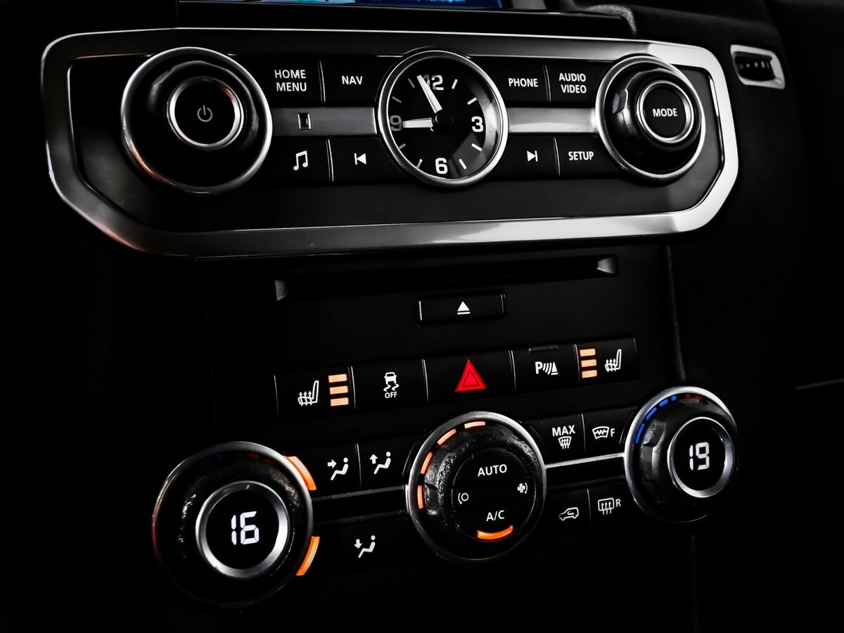 Б/У Лэнд Ровер Дискавери 2013 года. Фото: #14