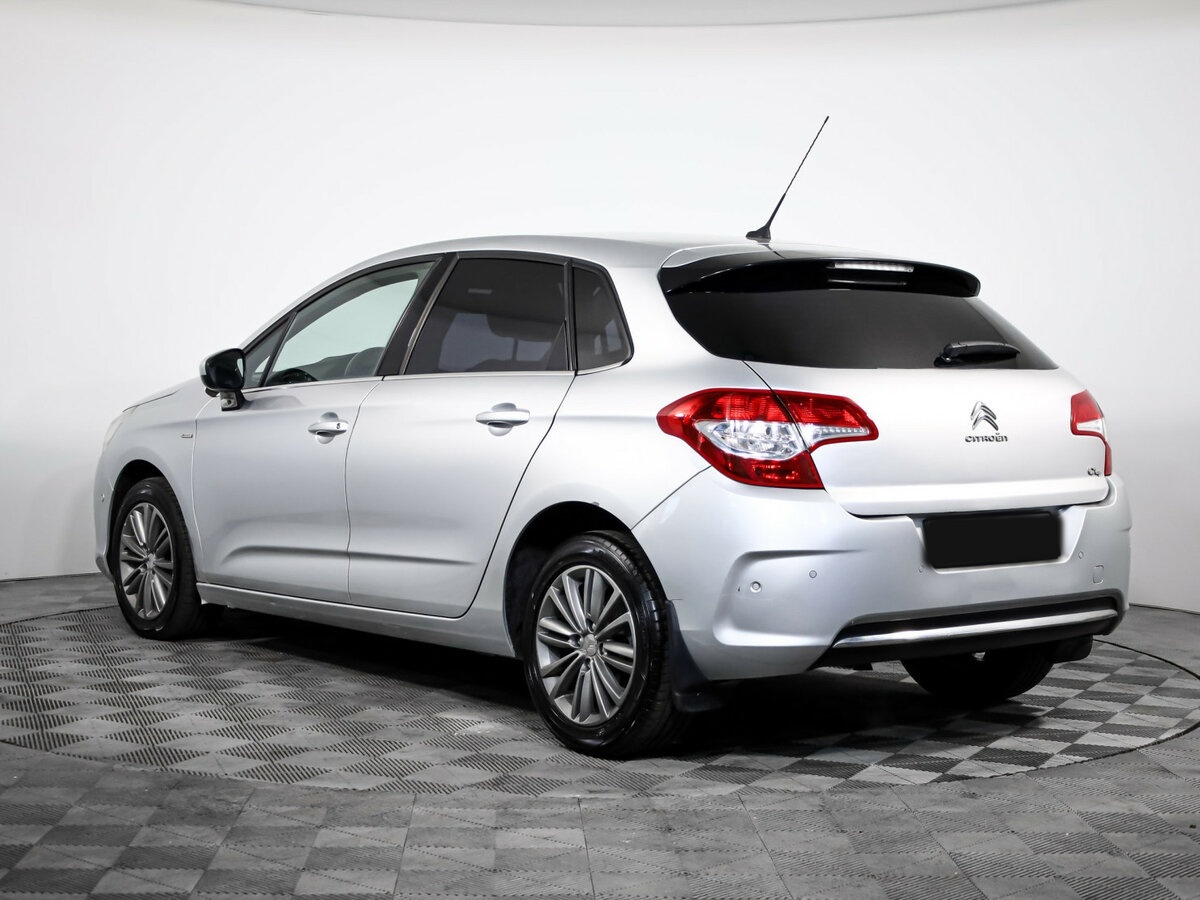 Б/У Ситроен Ц4 2012 года. Фото: #6