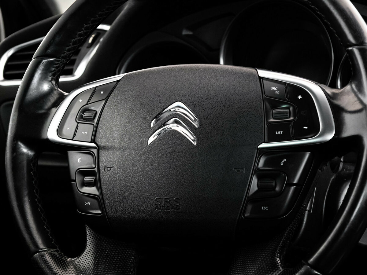 Б/У Ситроен Ц4 2012 года. Фото: #8