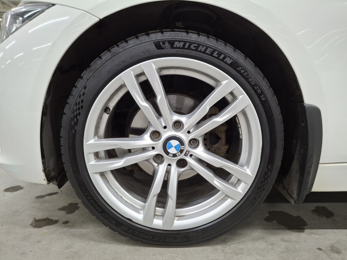 Б/У БМВ 3 серии 2015 года. Фото: #16