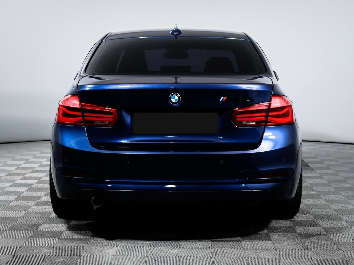 Б/У БМВ 3 серии 2018 года. Фото: #4