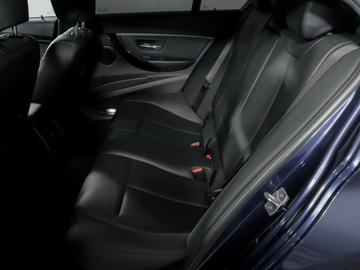 Б/У БМВ 3 серии 2018 года. Фото: #7